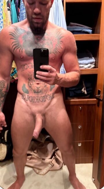 Nude Photos Of Conor McGregor In Scandal With Azealia Banks