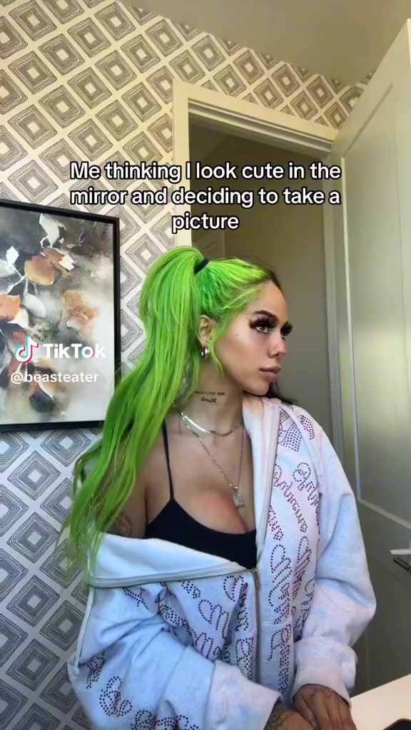 BeastEater Onlyfans Showing Off Her Big Boobs