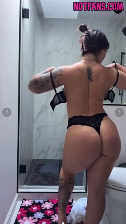 Abby Berner Strip Showing Off Her Hot Body In The Bathroom